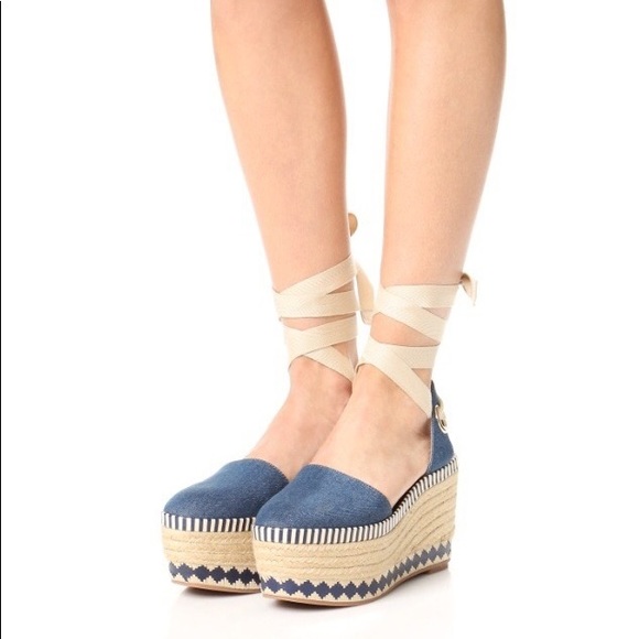 Tory Burch Shoes - 🆕 Tory Burch Denim Dandy Wedge